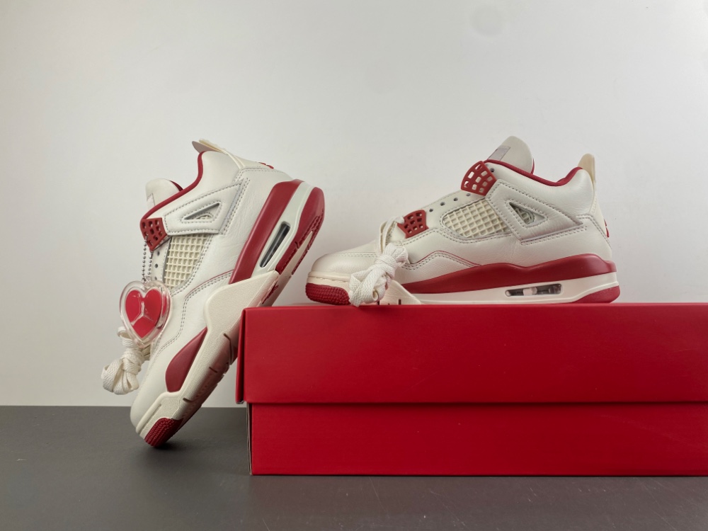 Air Jordan 4 